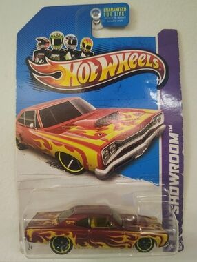 1969 Dodge Coronet Superbee Hot Wheels 2013 HW Showroom Heat Fleet Diecast